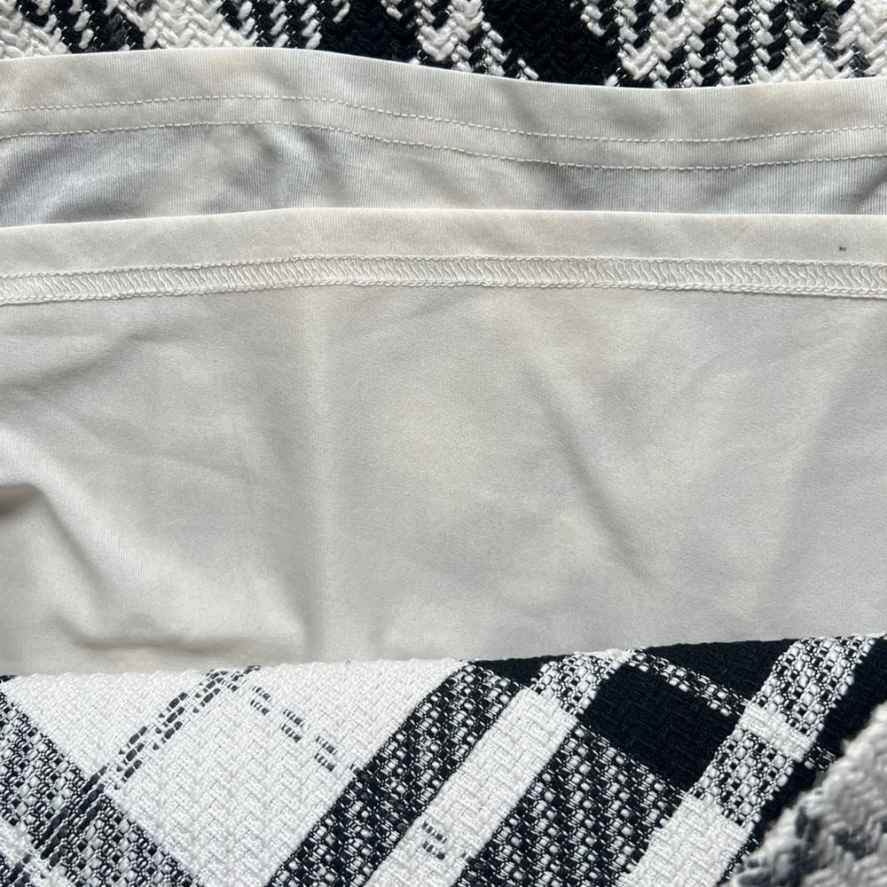 H&M skirt black white checkered retro style Size 6 small Y2K - Picture 4 of 6